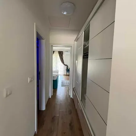 Διαμέρισμα Maj *